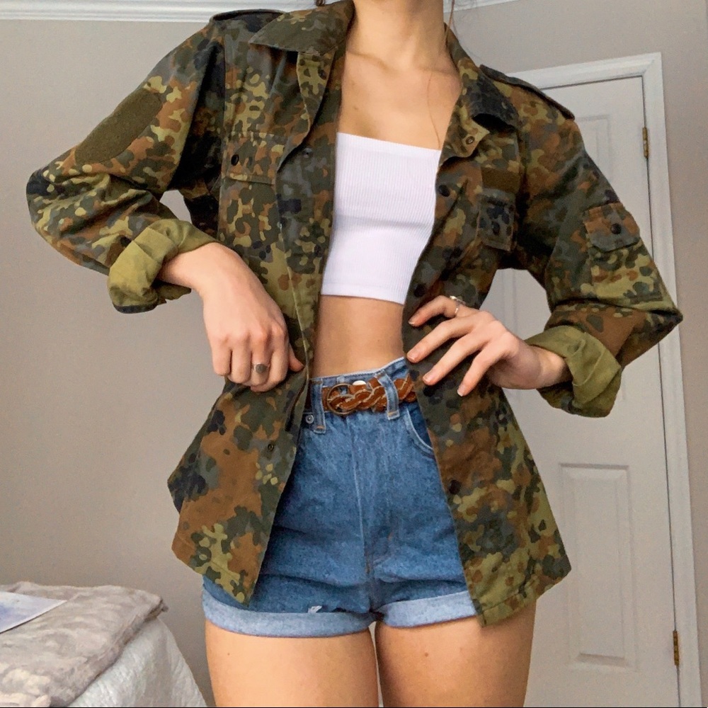 CAMO LIGHTWEIGHT JACKET ⛰